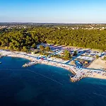 Apartment For Families And Couples In Pula, Stinjan Pula