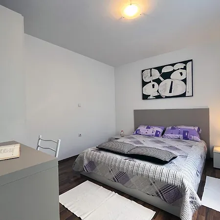 For Families And Couples In Pula, Stinjan * Pula