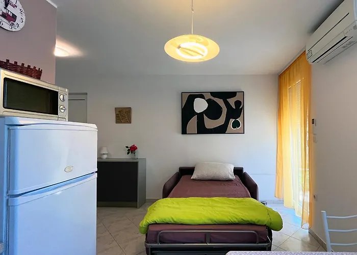 Lägenhet For Families And Couples In Pula, Stinjan