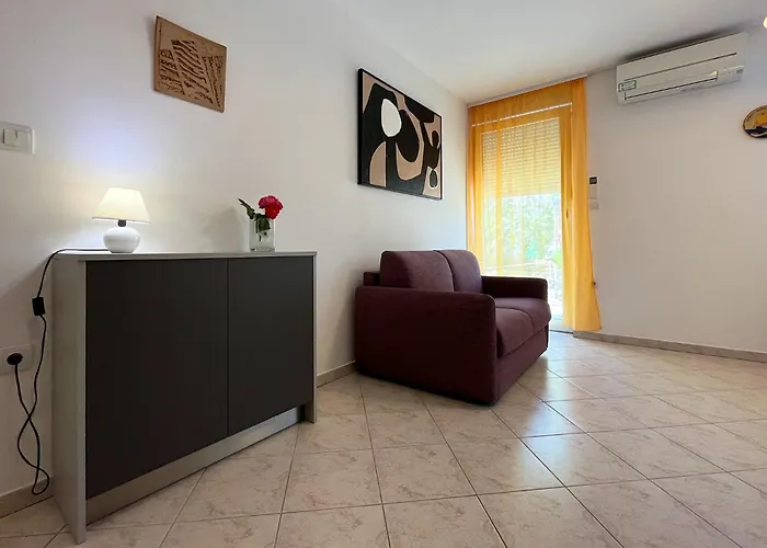 For Families And Couples In Pula, Stinjan Apartment Pula