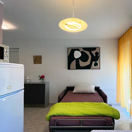 Apartament For Families And Couples In Pula, Stinjan